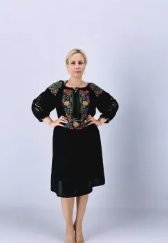 Rochie Traditionala Julianna 4 imagine