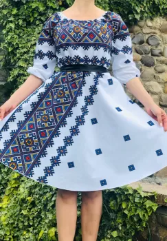 Rochie Traditionala Laura 5 imagine