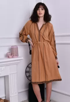 Rochie Traditionala Lunga cu broderie crem Matilda 3 imagine