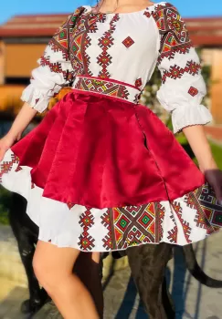 Rochie Traditionala stilizata cu Laura 12 imagine