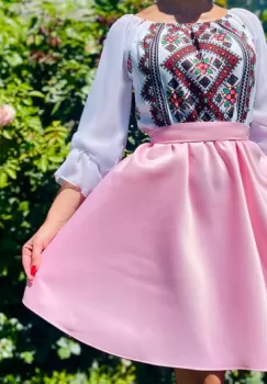 Rochie Traditionala stilizata cu Laura 14 imagine