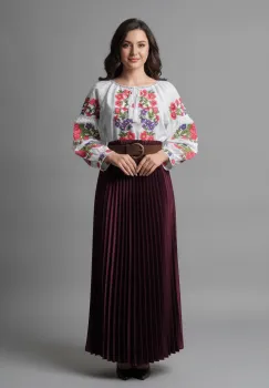 Set traditional format din ie traditionala, fusta plisata si curea 178 imagine