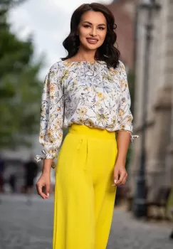 Bluza eleganta satinata cu imprimeu floral in nuante pastelate imagine