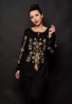 Bluza tip ie Florica neagra cu broderie aurie imagine