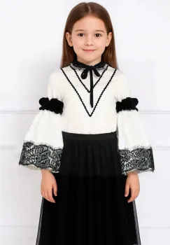 Elizabeth Roses - Camasa fetita de inspiratie traditionala cu maneci tip clopot si broderie neagra imagine