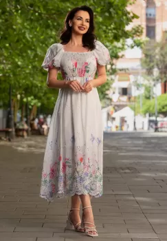 Rochie de vara alba din bumbac perforat cu imprimeu tip pictura florala imagine
