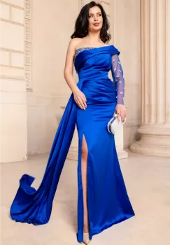 Rochie pretioasa de nasa Amissa albastru royal cu trena pe o parte imagine