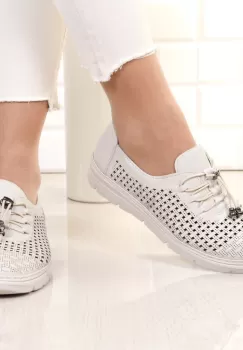 Pantofi crem usori Sigma imagine