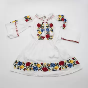 Rochie traditionala fetite Lacramioara imagine