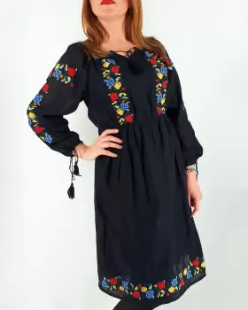 Rochie Traditionala Luminita 3 imagine