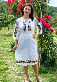 Rochie Traditionala Luminita 7 imagine