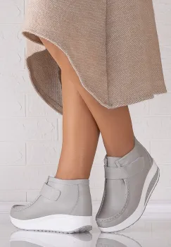 Ghete Dama Imblanite Gri din Piele Naturala Zerona imagine