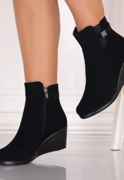 Ghete Dama Imblanite Negre din Piele Ecologica Intoarsa Adavna imagine