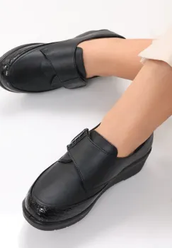 Pantofi dama cu platforma negri din piele ecologica Lyssa imagine