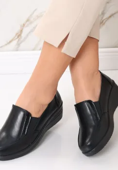 Pantofi dama cu platforma negri din piele lacuita Alfie imagine