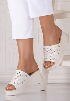 Papuci dama Bej cu platforma din Piele Ecologica Masarra imagine