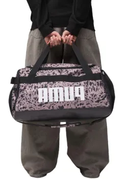 Geanta unisex Puma Challenger Aop Small Sports Bag 35L 09114403 imagine