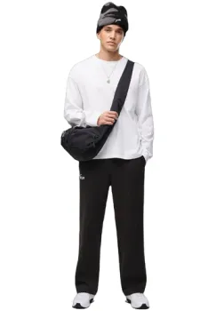 Pantaloni barbati Puma Ess Relaxed No1 Logo Pants 69479701 imagine