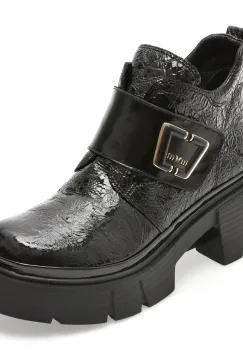 Ghete GRYXX negre, 387632, din piele naturala lacuita imagine