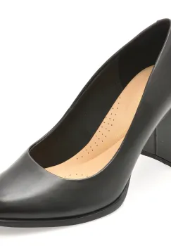 Pantofi CLARKS negri, FRE85CO, din piele naturala imagine