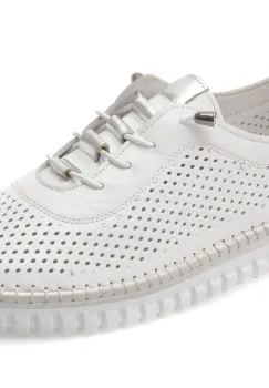 Pantofi FLAVIA PASSINI albi, 4239, din piele naturala imagine