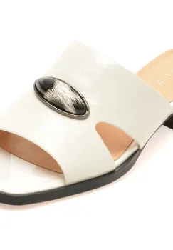 Papuci eleganti EPICA albi, LD1218, din piele naturala imagine