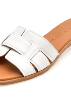 Papuci FLAVIA PASSINI albi, 13176, din piele naturala imagine