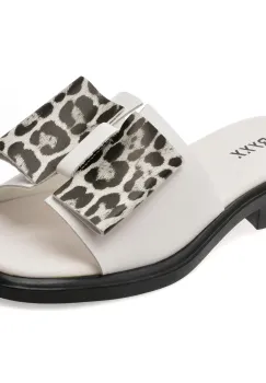 Papuci GRYXX albi, 6A038, din piele naturala imagine