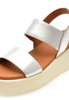 Sandale GEOX argintii, D45M1A, din piele naturala imagine