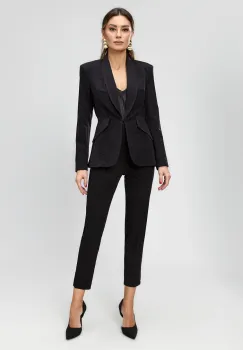 Compleu elegant negru format din pantaloni cu talie inalta si sacou cambrat imagine