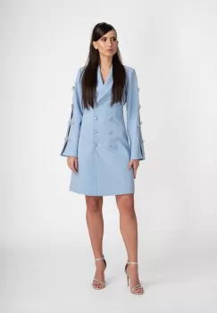 Rochie bleu tip sacou prevazuta cu doua randuri de nasturi si maneca cu design deosebit imagine