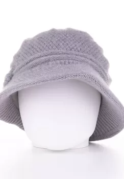 Caciula stil palarie gri deschis cu bor si decoratiune laterala argintie, captusita in interior imagine