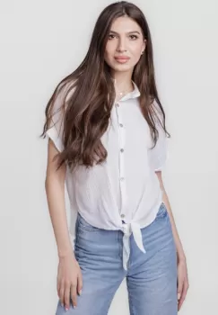 Camasa alba din vascoza creponata, cu guler tunica si nod in fata imagine