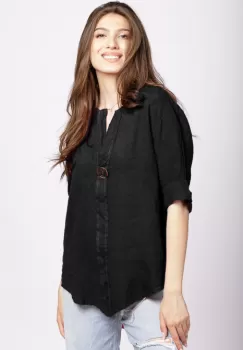 Camasa neagra din in cu nasture metalic decorativ imagine