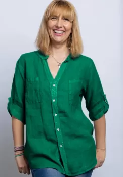 Camasa verde din in cu paiete si dantela pe spate imagine