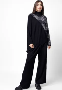 Compleu cu pulover oversize asimetric si pantaloni tricotaj, negru cadrilat imagine