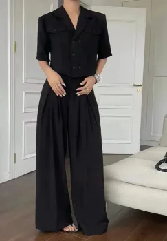 Compleu din vascoza cu bluza scurta tip sacou si pantaloni, negru imagine