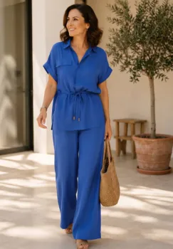 Compleu din vascoza cu pantaloni palazzo si bluza cu cordon, albastru electric imagine