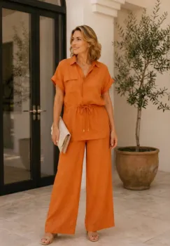 Compleu din vascoza cu pantaloni palazzo si bluza cu cordon, caramiziu imagine