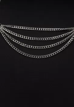 Curea flexibila cu lanturi metalice argintii si fluturi decorativi cu strasuri albe imagine