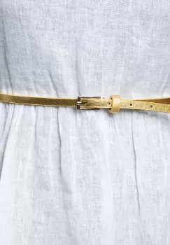 Curea subtire aurie de 0.9 cm, din piele ecologica cu catarama metalica argintie dreptunghiulara imagine