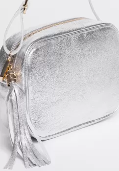 Geanta crossbody argintie din piele naturala, cu ciucure din piele imagine