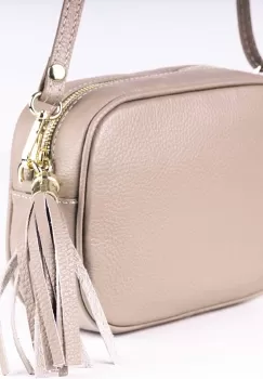 Geanta crossbody bej din piele naturala, cu ciucure din piele imagine