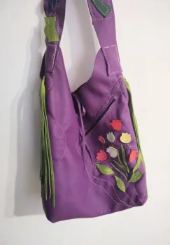 Geanta din piele naturala mov ,cu lalele colorate ,unicat imagine