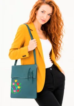 Geanta handmade din piele naturala,cu lalele, unicat imagine
