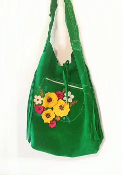 Geanta handmade  verde,cu flori 3D ,din piele naturala intoarsa,unicat imagine