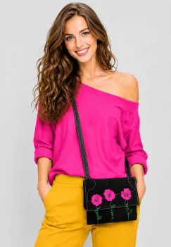 Geanta neagra  handmade, cu maci fucsia si mesaje pictate ,din piele naturala intoarsa imagine