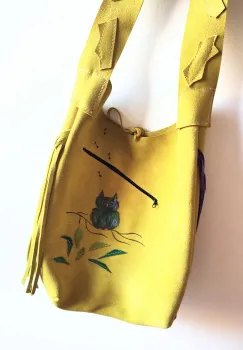 Geanta sac galbena,cu bufnita pictata ,din piele naturala intoarsa imagine