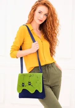 Geanta unicat handmade  cu pisicute si mesaje  ,din piele naturala olive si albastru electric imagine