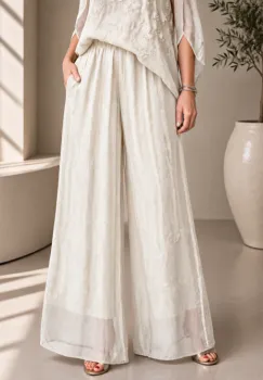 Pantaloni dama eleganti, largi, din matase si vascoza cu dublura, bej usor prespalata imagine